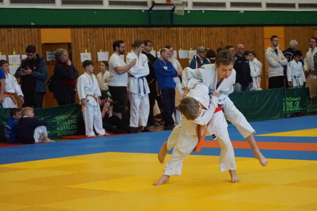 Marlon Uedelhoven mit einem beherzten O-Goshi