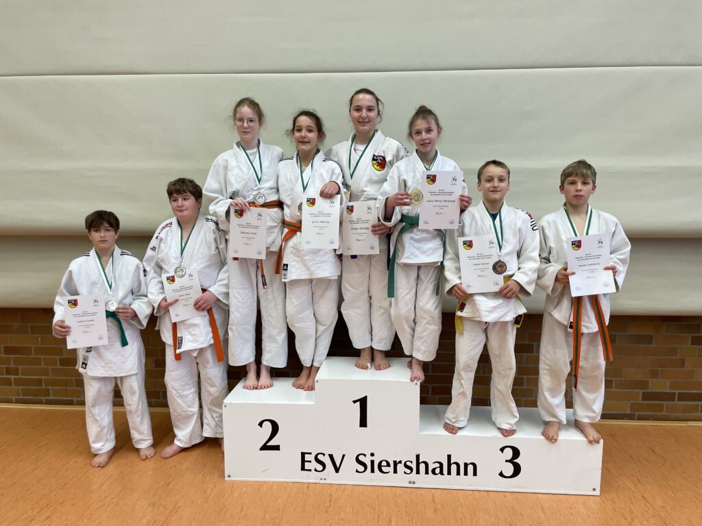 Die siegreichen u15-Kämpfer des JJC